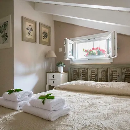 Lianelia Boutique Feriehus Argyrades