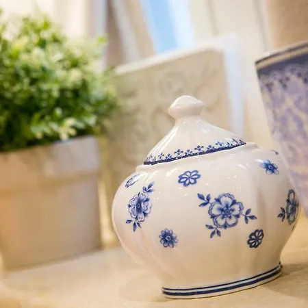 Lianelia Boutique * Argyrades