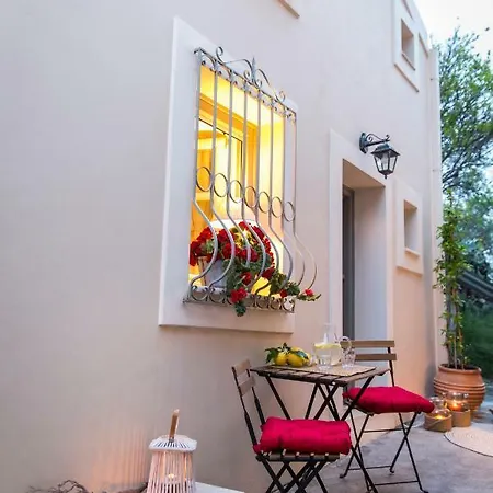 Lianelia Boutique * Argyrades